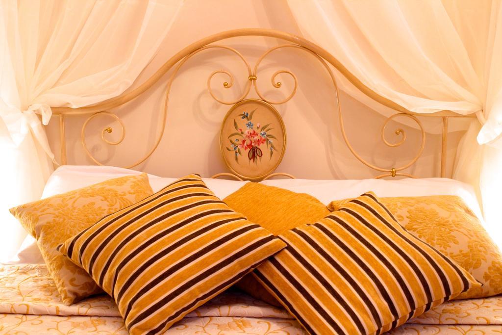 Il Castello Del Re Bed & Breakfast Bitonto Bagian luar foto
