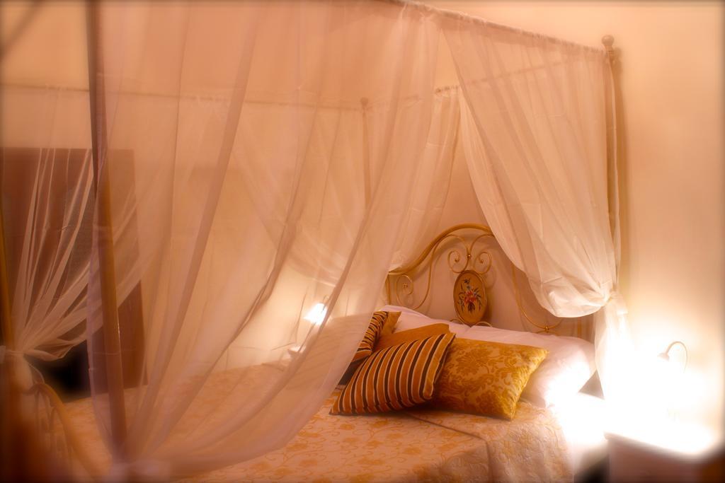 Il Castello Del Re Bed & Breakfast Bitonto Bagian luar foto