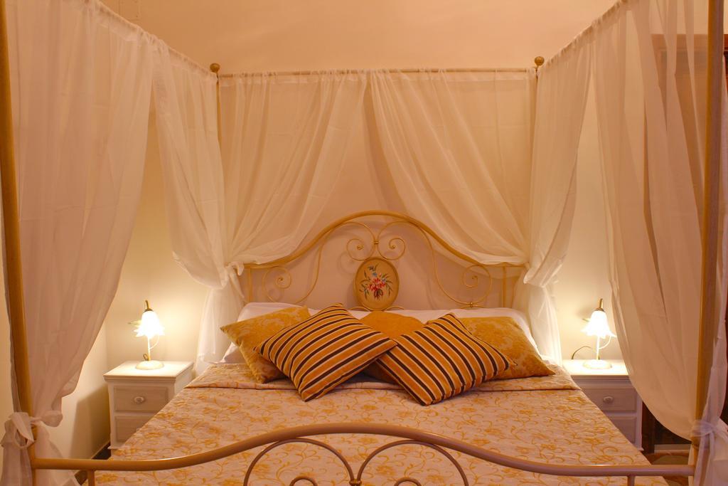 Il Castello Del Re Bed & Breakfast Bitonto Bagian luar foto